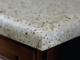 Naturstein-Tischplatte Kantenbearbeitung: Viertelstab.